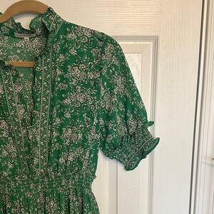 Maxi Dress, New condition- Green Floral